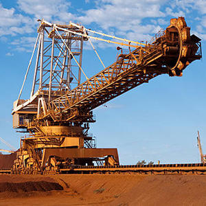 Добыча и подготовка руд цветных металлов, руд драгоценных металлов, за оговоренными исключениями.